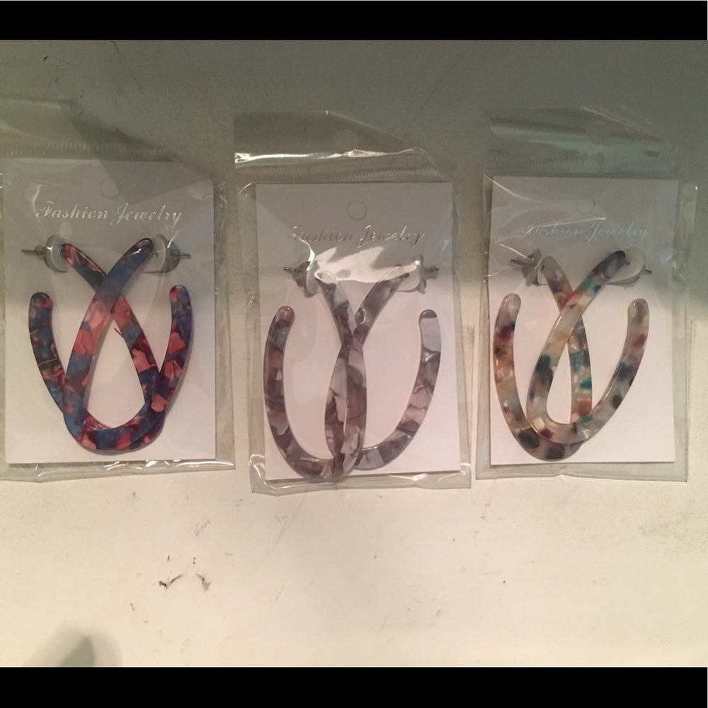 Set of three acrylic oval hoops